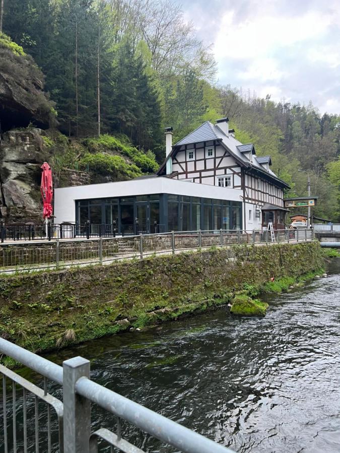 Pension Soutesky Hřensko Exteriör bild